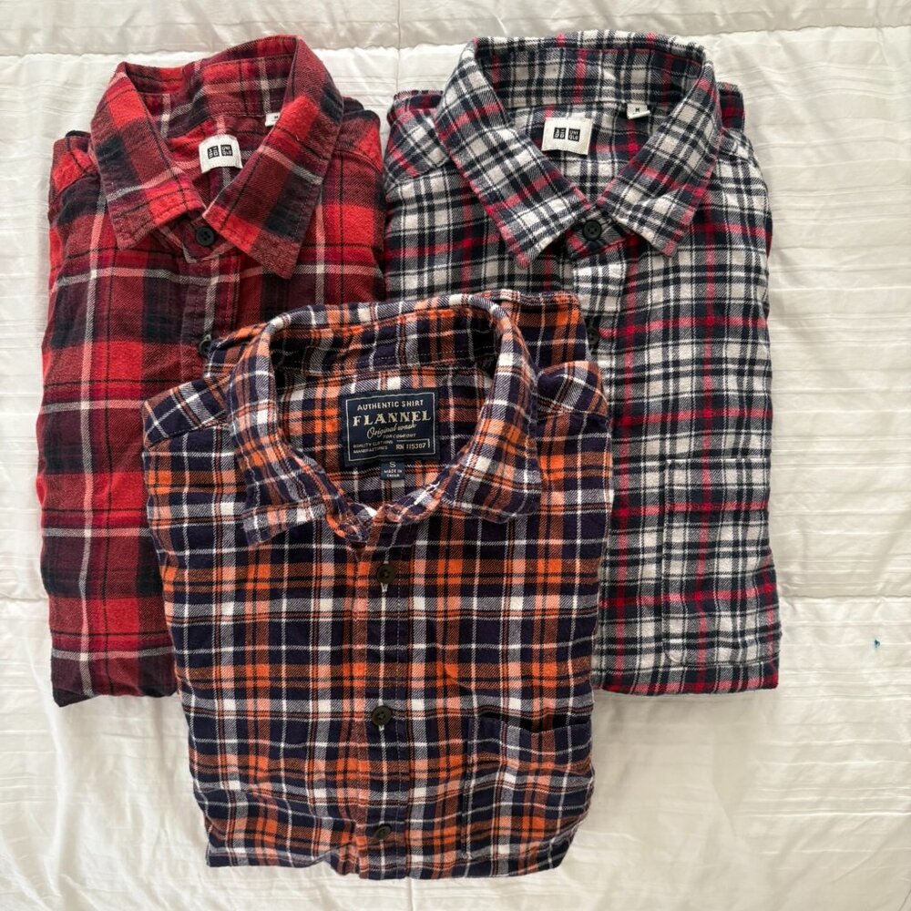 Flanel shirts. LAll 3 for one price! Medium. Unisex.